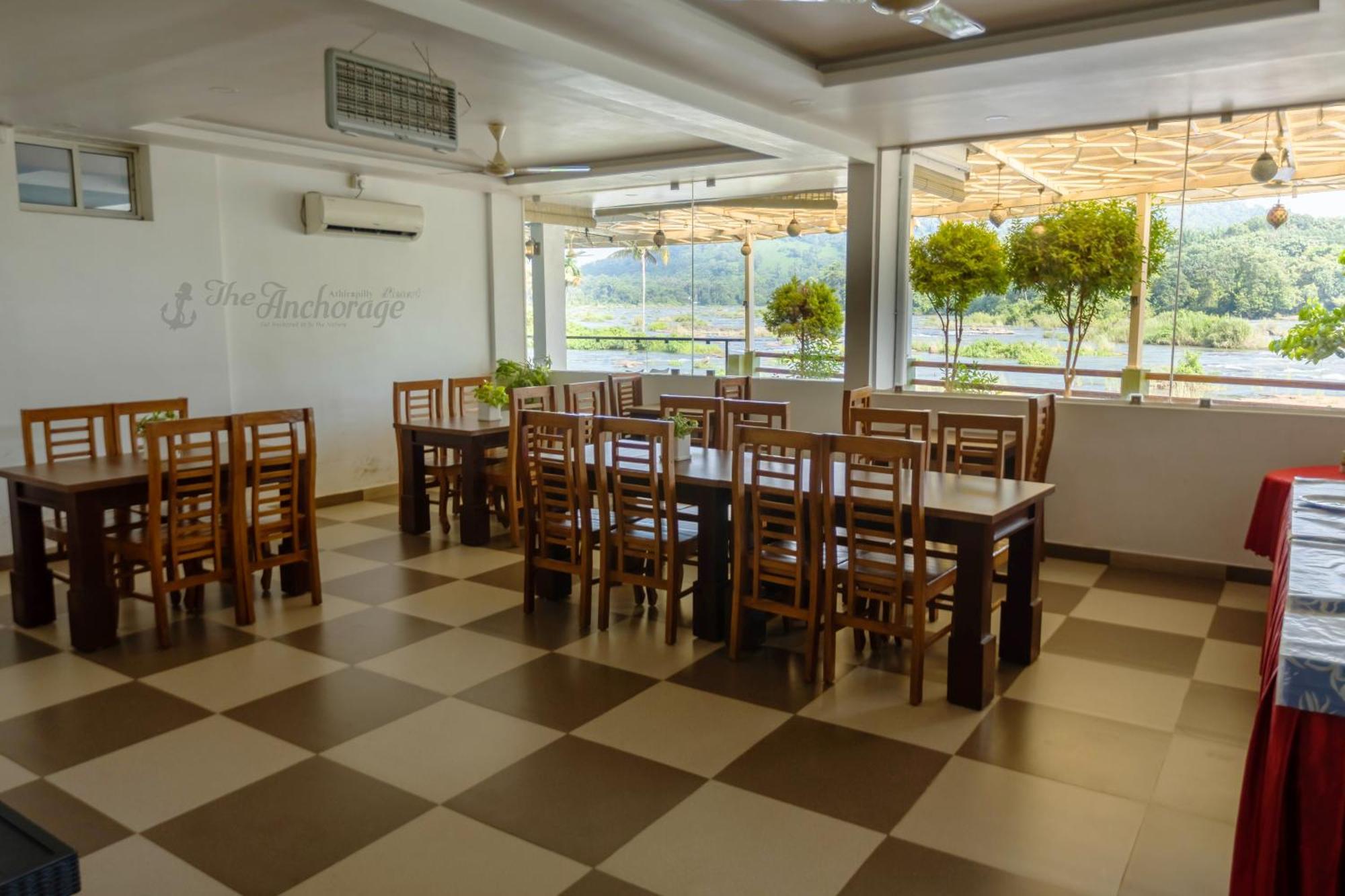 The Anchorage Athirapilly Resort อทิราพาลลี ภายนอก รูปภาพ