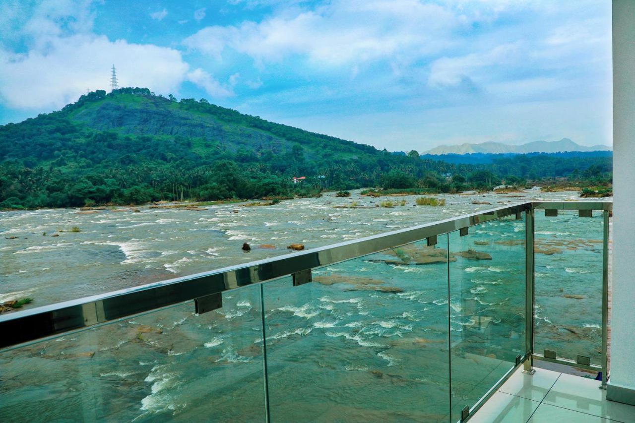 The Anchorage Athirapilly Resort อทิราพาลลี ภายนอก รูปภาพ